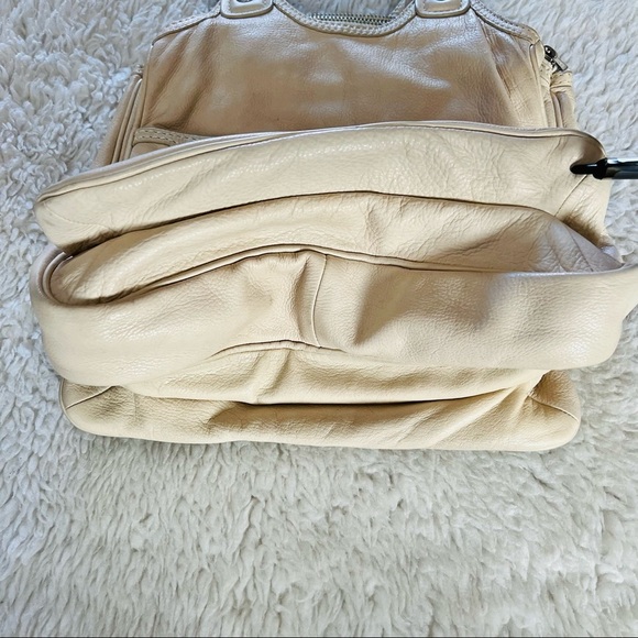 Marc Jacobs Multi pockets Pebble Leather Shoulders/Handbag - Picture 9 of 13